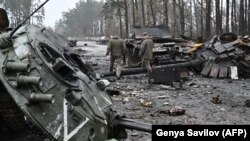 Знищена російська військова техніка на Київщині, квітень 2022 року