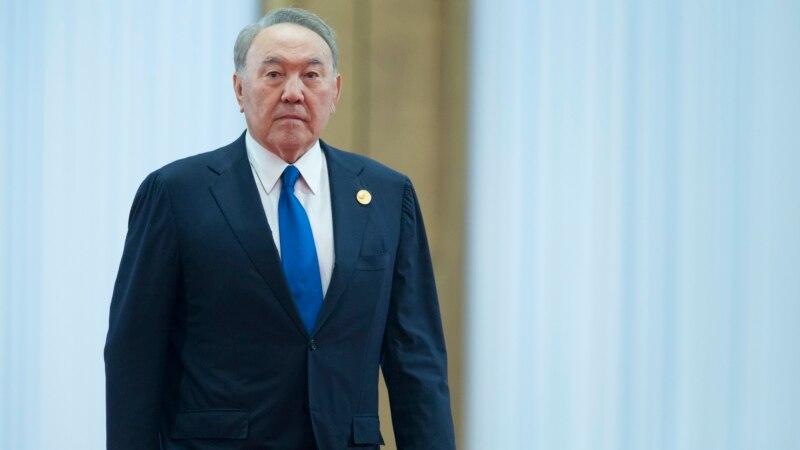 Из названия госстипендии предлагают убрать упоминание первого президента Казахстана