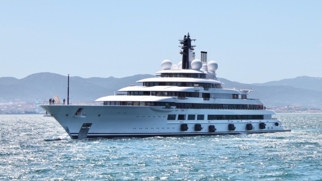 A Very Big Secret': Boat Crews Link Alleged Putin Superyacht To Russian  Tycoons' Other Vessels
