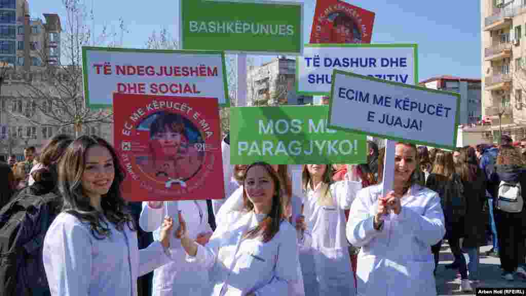 Në aktivitetet për të shënuar 21 Marsin, Ditën Botërore të Sindromës Down morën pjesë shumë qytetarë.