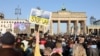 Антивоенный протест в Берлине