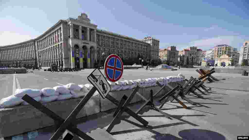 UKRAINE -- Anti-tank Czech hedgehogs in downtown Kyiv (Kiev), Ukraine
