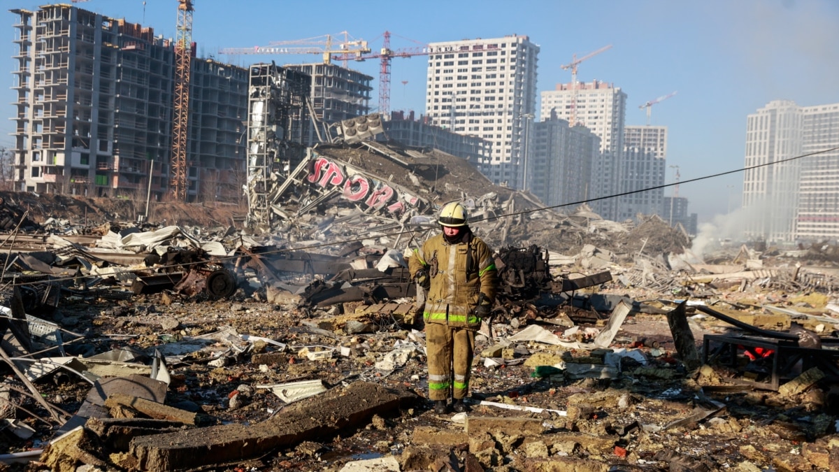 У Білорусі два роки колонії дали чоловіку, який через обстріл Києва втратив дочку