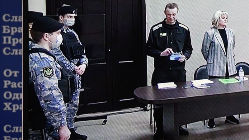Навални осуден на нови 9 години затворска казна 
