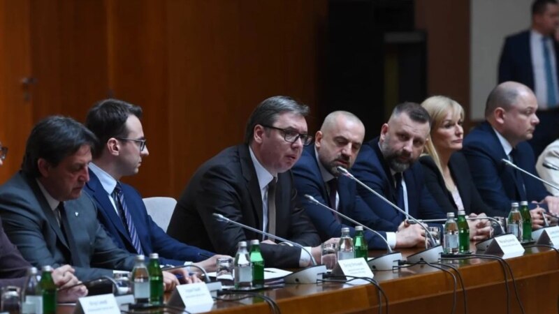 Vučić sa predstavnicima Srba sa Kosova nakon odluke kosovskih vlasti o izborima