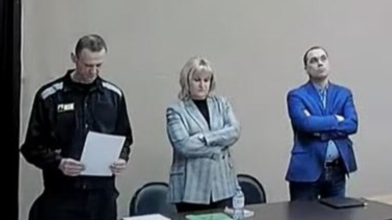 Навального приговорили к 9 годам колонии строгого режима по уголовному делу о мошенничестве