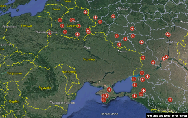 A Ukrainian-language map made by Schemes showing the airfields that Russia has at its disposal in its assault on Ukraine.