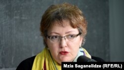 თინა ხიდაშელი