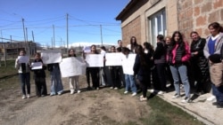 Հայ-թուրքական սահմանին գտնվող Մեղրաշատում պայքարում են, որ իրենց դպրոցը չփակվի