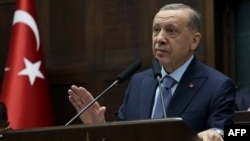 Президент Турции Реджеп Эрдоган выступает перед парламентом. Анкара, 25 октября 2023 года. 