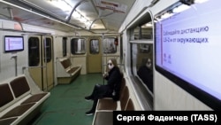 Many subway workers were fired after joining pro-Navalny protests online.