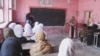 سال تعلیمی جدید در افغانستان بدون حضور دختران صنوف بالاتر از ششم٬ آغاز شد