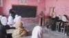 با مسدود شدن مکاتب دختران در افغانستان دانش آموزان از دریافت تابلیت های «فولیک اسید» محروم شده اند