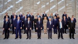 Лидерите на страните членки на НАТО на извънредна среща по повод руската инвазия в Украйна. Брюксел, Белгия, 24 март, 2022 г.