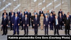 Претставниците на земјите-членки на НАТО пред почетокот на Вонредниот самит, 24 март 2022