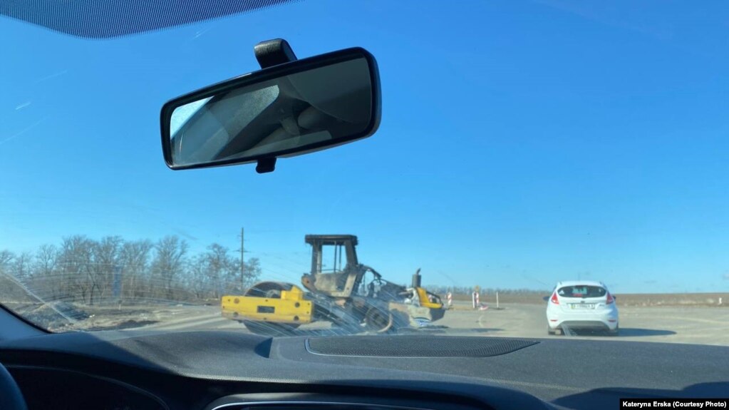 Кадр із машини однієї з жительок Маріуполя під час евакуації, березень 2022 року