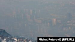 Sarajevo se guši u smogu 