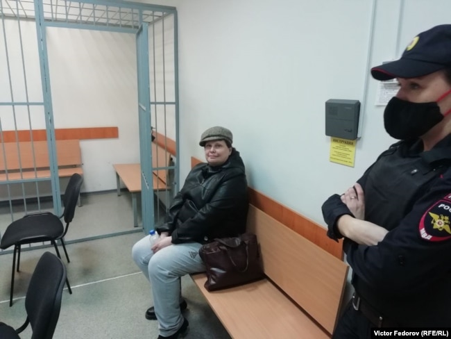 Irina Bistrova u sudu u Petrozavodsku 24. marta, kada je zvanično optužena.