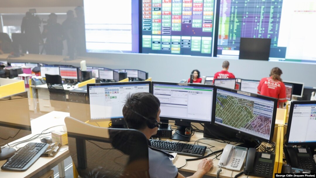 STS și SRI ar urma să fie jucători importanți în gestionarea și mentenanța cloud-ului guvernamental, baza digitalizării instituțiilor din România. Imagine de la o conferință de presa organizata de STS în 2020.
