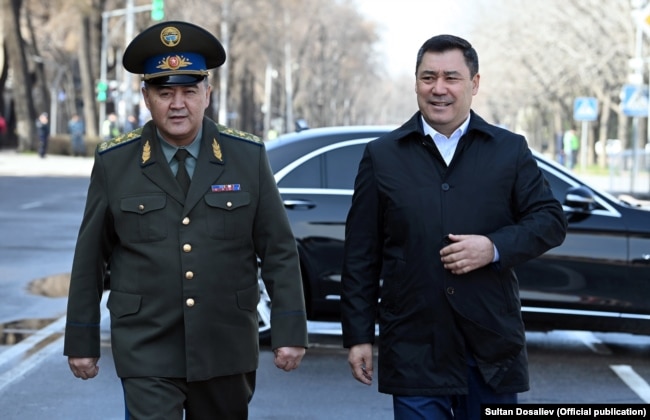 Kyrgyz President Sadyr Japarov (right) and his national security chief, Kamchybek Tashiev, his de facto co-ruler.