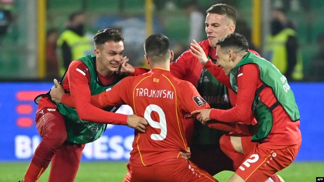 Во март 2022 година во Палермо македонската фудбалска репрезентација ја победија селекцијата на Италија со голот на Александар Трајковски. Тоа беше еден од најголемите успеси на спортски план изминатата година. 