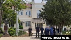 Обрушение балкона в севастопольской школе №13, 20.05.2025