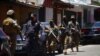 Vojska na ulici u San Salvadoru pošto je Kongres odobrio vanredno stanje zbog rekordnog broja ubistava, 27. mart 2022.