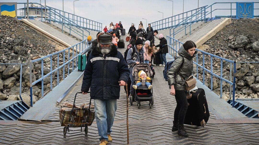 Какво предлагат страните в Европа на бежанците от Украйна