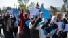 آرشیف - شماری از زنان و دختران معترض در کابل