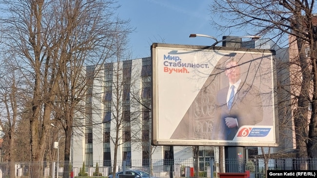 Predizborni bilbord kandidata za predsjednika Srbije, takođe i aktuelnog čelnika države, Aleksandra Vučića u Banjaluci, najvećem gradu bh. entiteta Republike Srpske, 29. marta 2022.