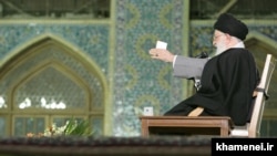علی خامنه‌ای در خلال سخنرانی نوروزی سال ۸۹ در مشهد