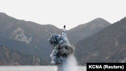 Testimi i një rakete nga Koreja e Veriut. Fotografi nga arkivi. 