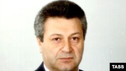 Азербайжандын туңгуч президенти Аяз Муталибов.