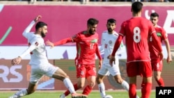تیم ایران اگرچه در اکثر دقایق بازی صاحب توپ بود اما در خلق موقعیت، خصوصاً در نیمه نخست، کمتر توفیق داشت