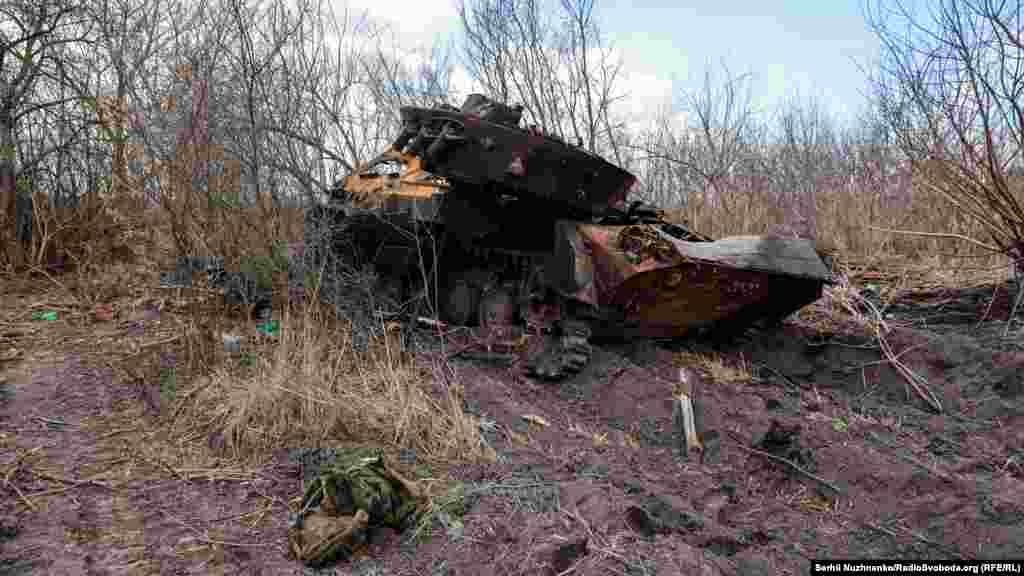 Several Russian armored vehicles were destroyed.