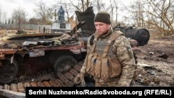 После боя: украинские военные отбили село под Киевом