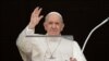 Papa Franjo predvodi molitvu Angelus u Vatikanu, 27. marta 2022.
