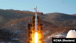 تصویر آرشیف: پرتاب راکت بالستیک به وسیله کوریای شمالی 