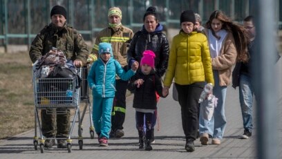 Броят на бежанците избягали от Украйна от началото на войната