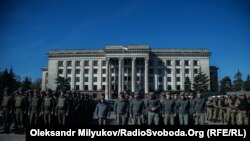 Силовики біля Будинку профспілок в Одесі, 28 квітня 2017 року 