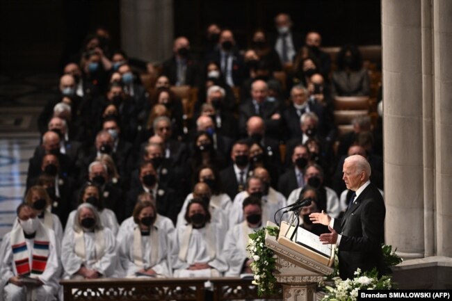 Presidenti amerikan, Joe Biden, gjatë fjalimit të Katedralen Kombëtare të Uashingtonit. 27 pill 2022.
