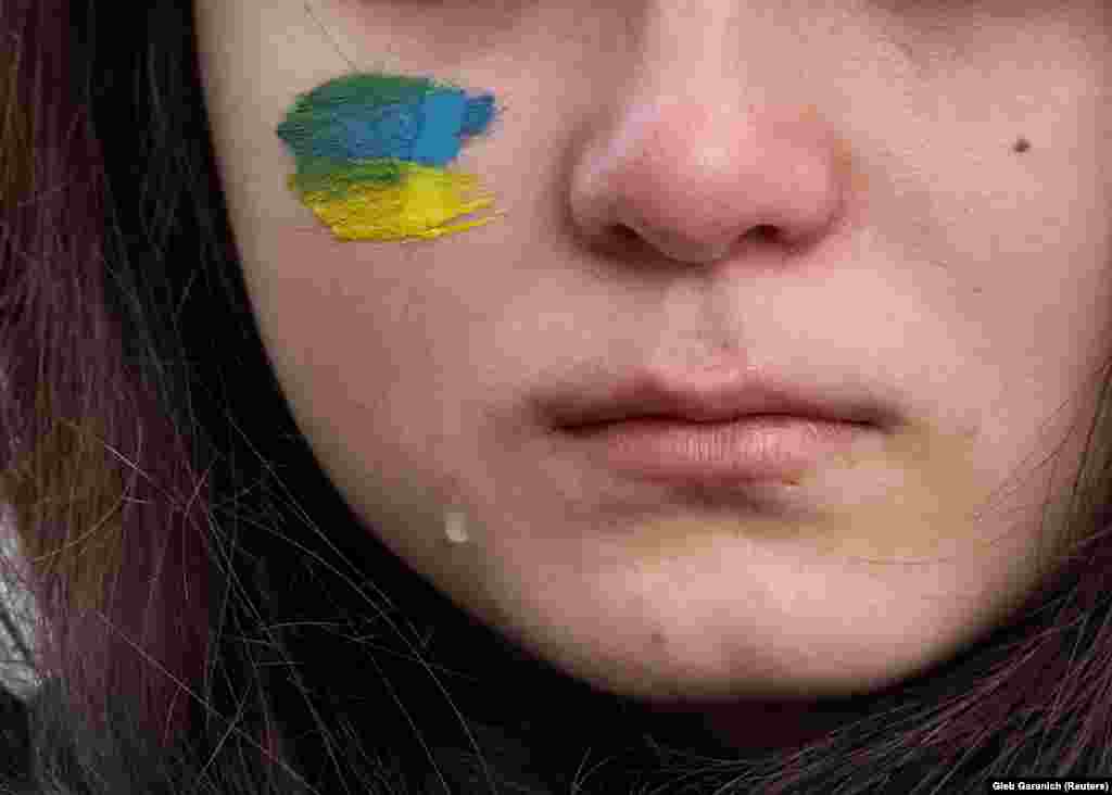 A woman cries during a rally in the Ukrainian capital, Kyiv, demanding a humanitarian corridor for civilians trapped in the southern port city of Mariupol on April 27.&nbsp;