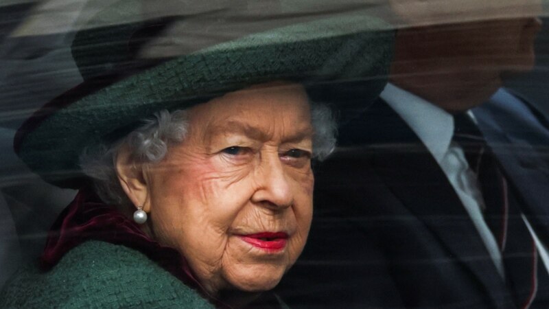 Život kraljice Elizabete II u fotografijama