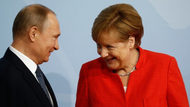 Merkel takon sot Putinin në Soçi
