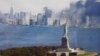 Американцы вспоминают жертв терактов 11 сентября 2001 года