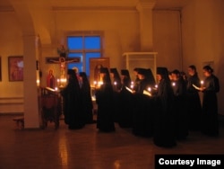 Постановочное фото, которое производилось для монастырского юбилейного буклета 2007 года