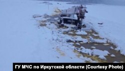 Место затопления автоцистерны на реке Лена