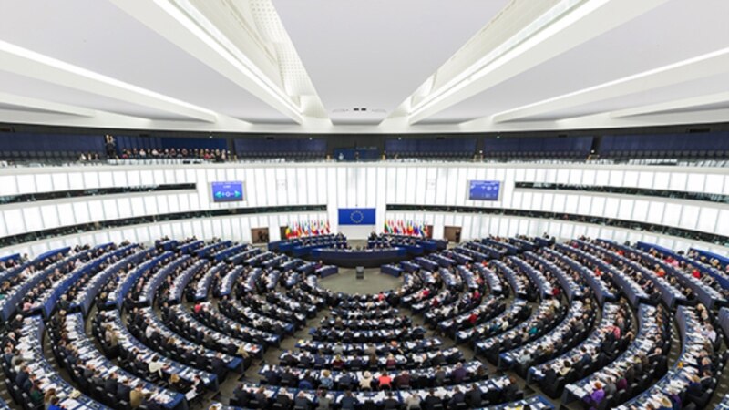 Европарламент одобрил первый документ о сотрудничестве ЕС с Кубой