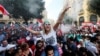 Против "жирной элиты". Как молодежь подняла восстание в Ливане