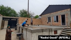 Строительство дома Ибодат Салимовой до сих пор не завршено